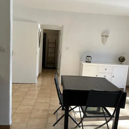 5 Pers Dans Avec Piscine Face A La Solenzara Apartment