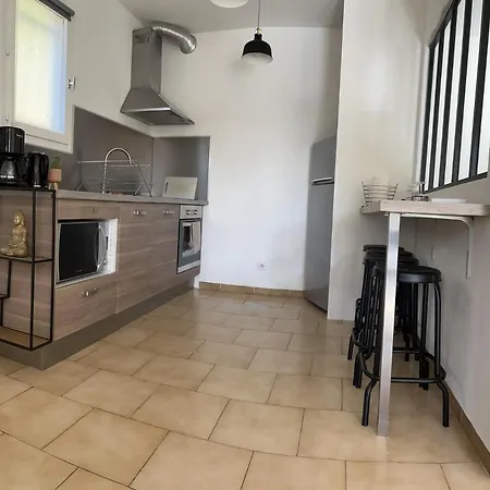 5 Pers Dans Avec Piscine Face A La Solenzara Apartment