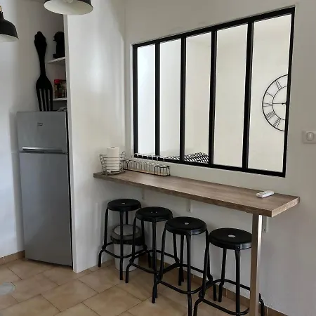 5 Pers Dans Avec Piscine Face A La Solenzara Appartement *